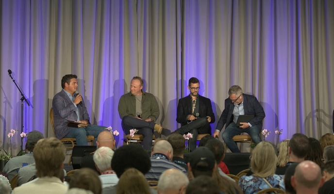 Panel - The Pastor and the Worship Leader